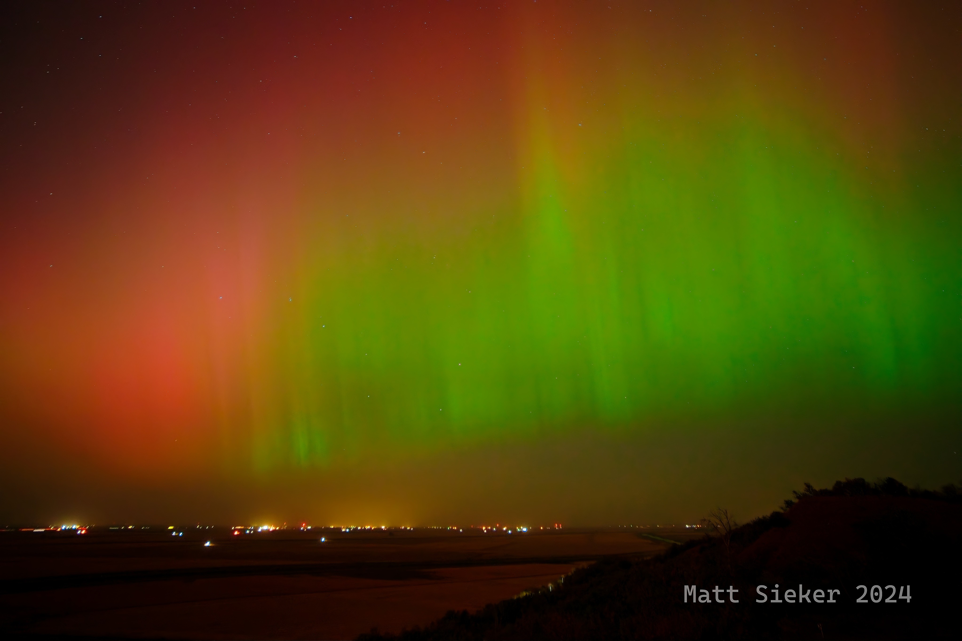 Sieker's Ramblings – Aurora over Loess Hills